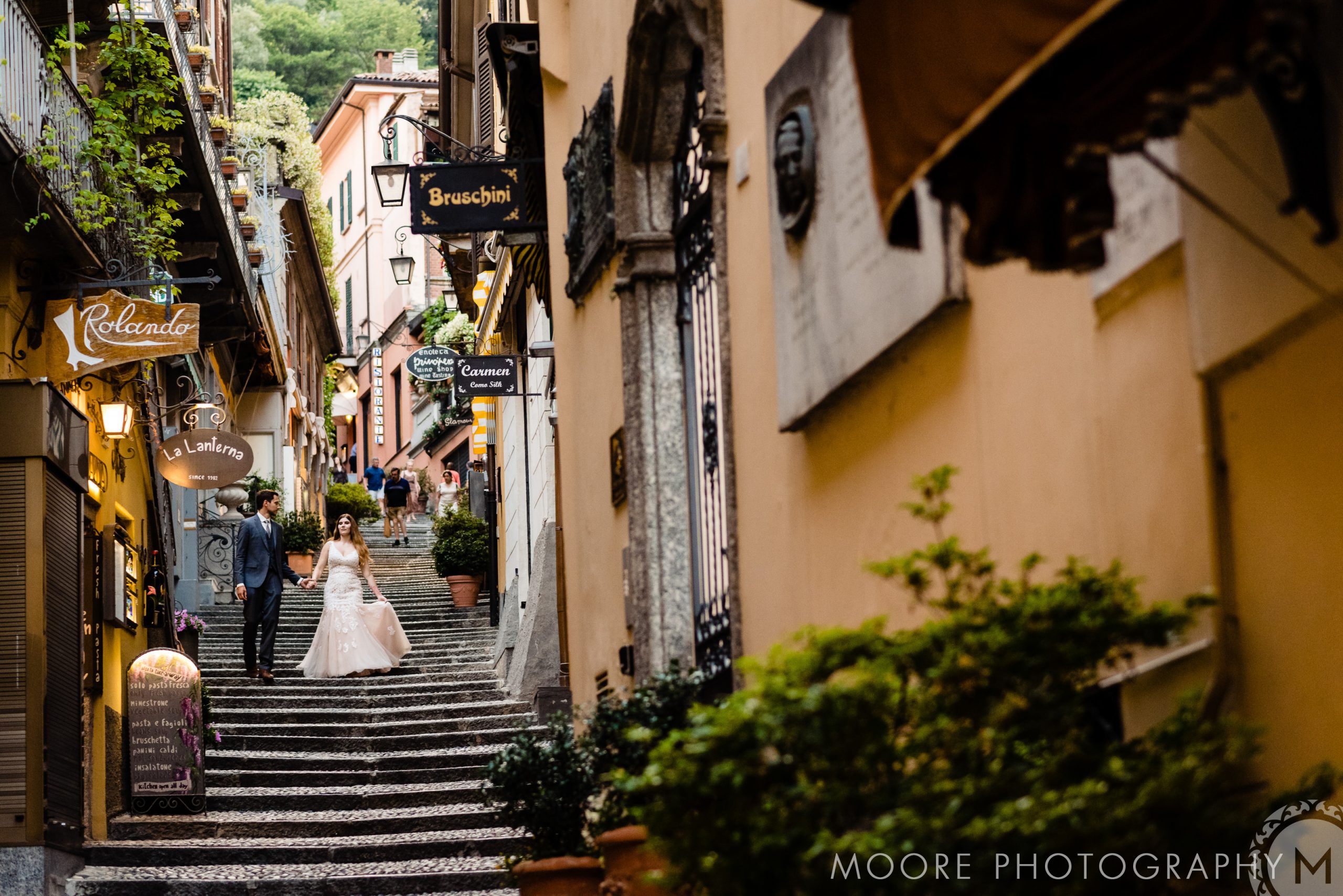 Moore Photography - Wedding photography