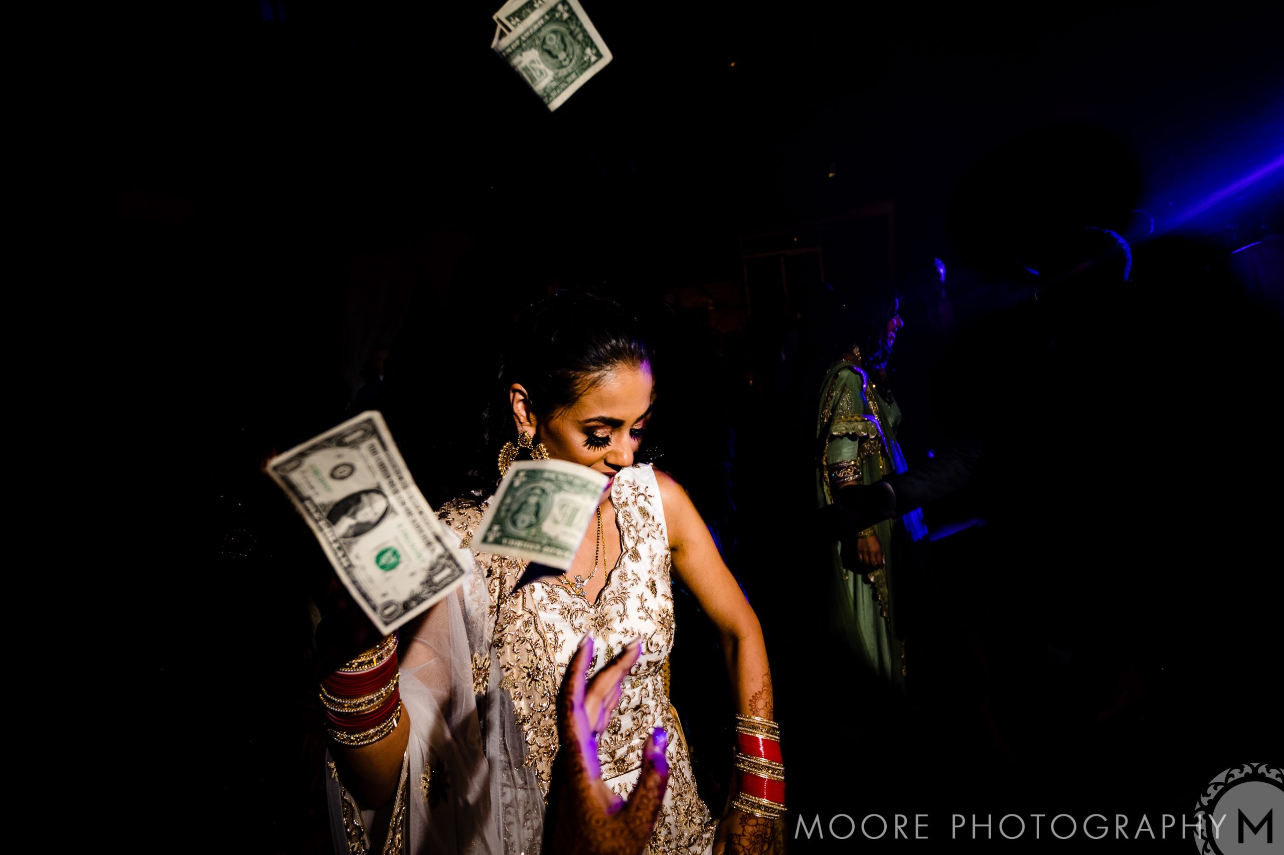 Dollar - Night
