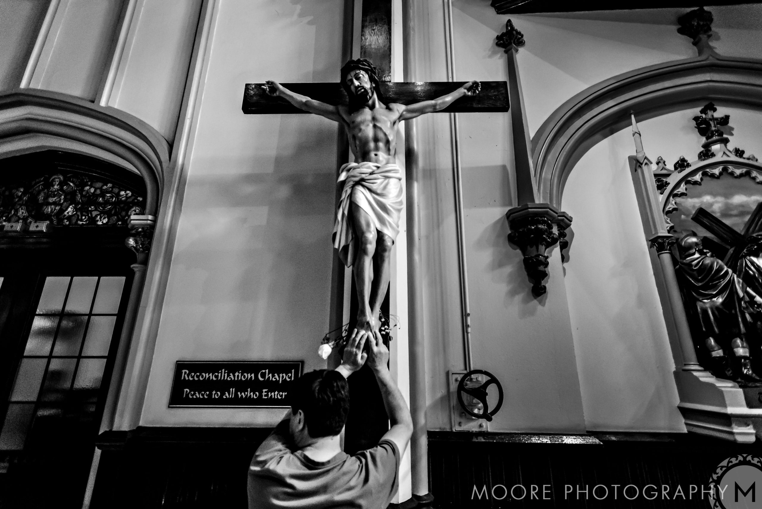 Black and white - Crucifix