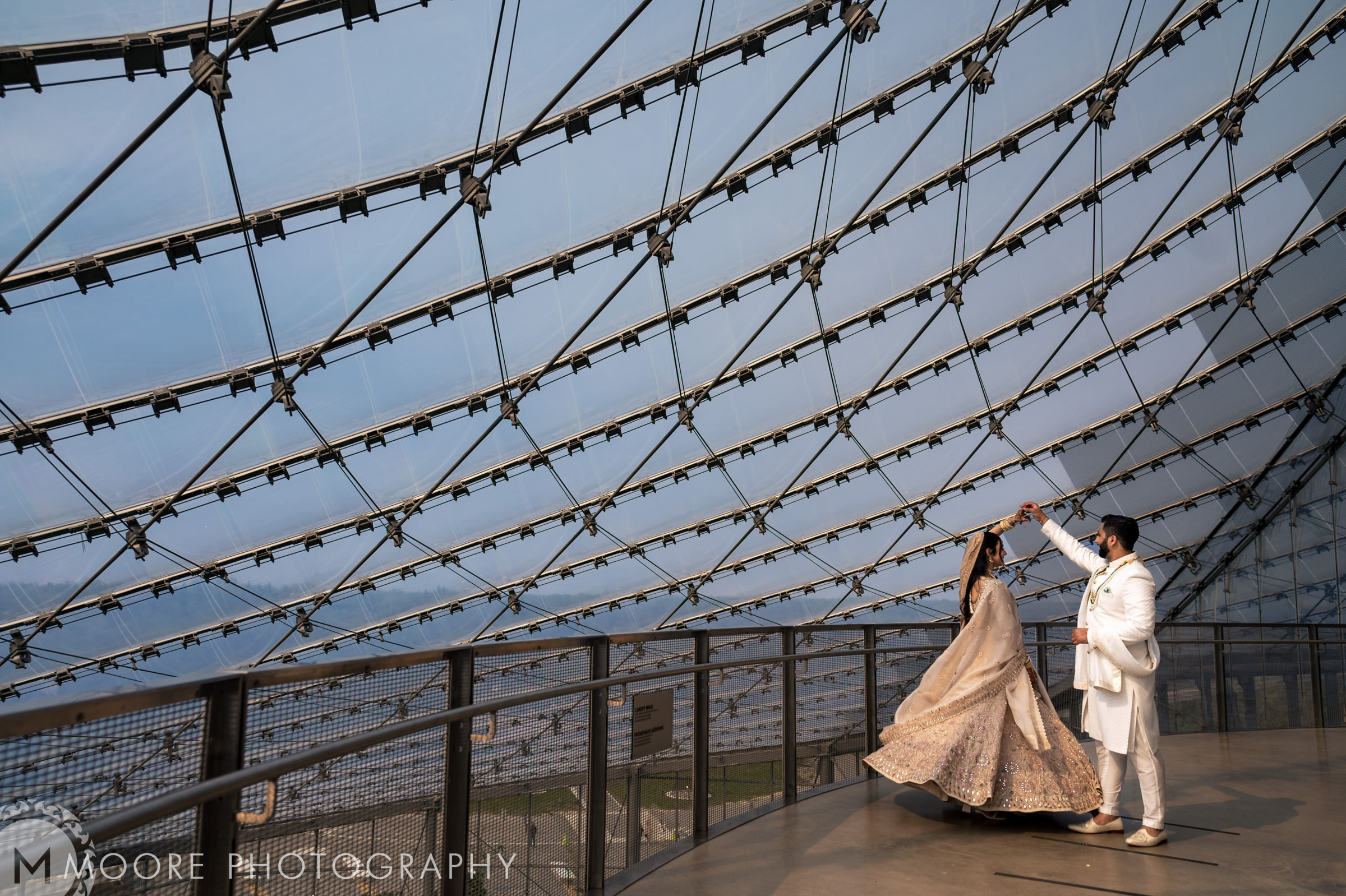 Couple dancing in a dome at one of Winnipeg's stunning wedding venues.
